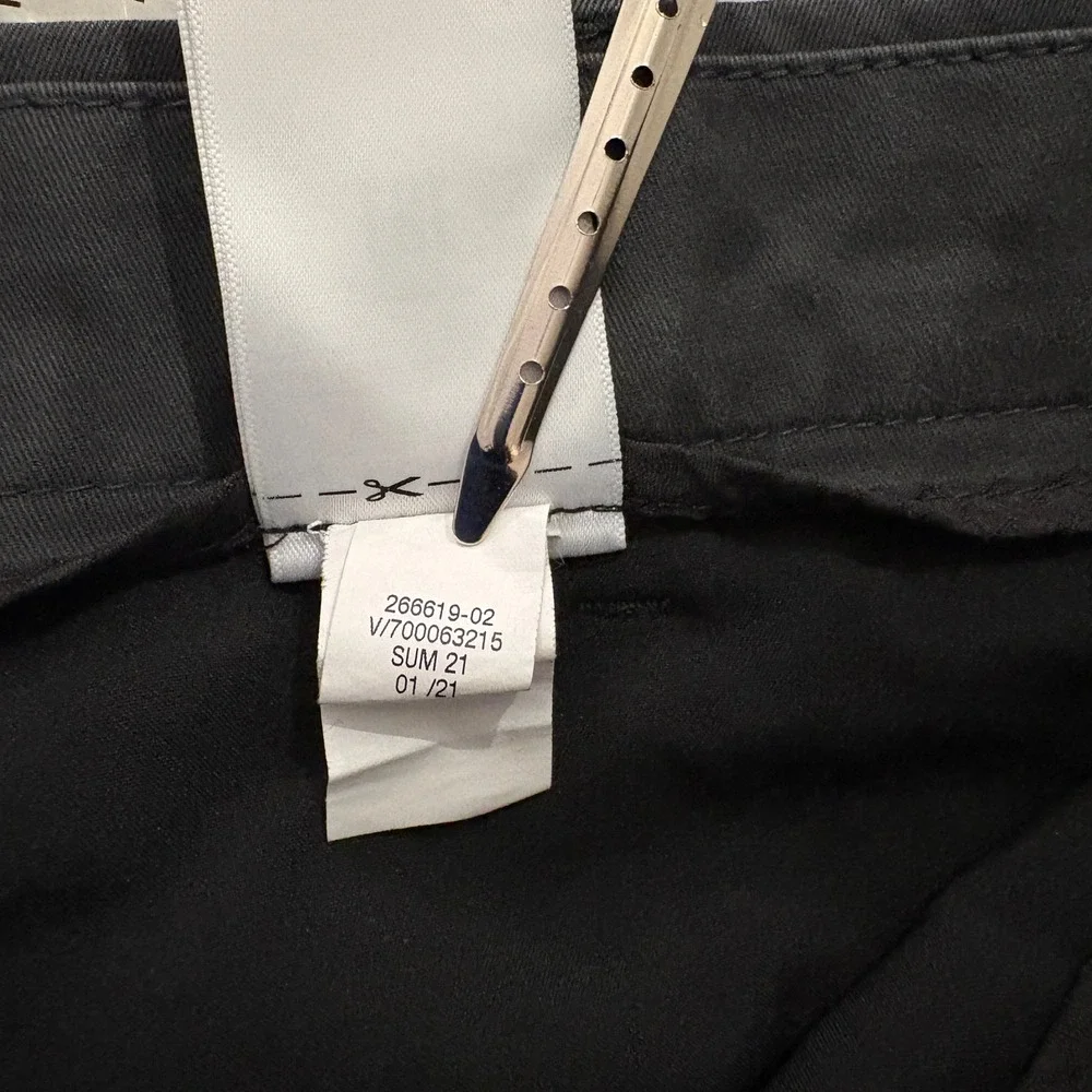 Banana Republic Mens 9